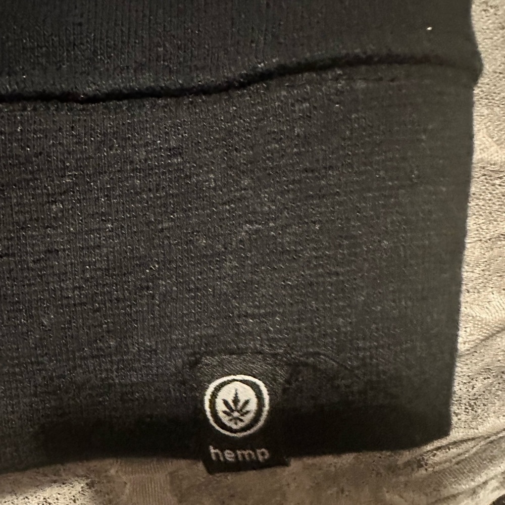 Econscious Black Full Zip HEMP Hooded Sweater Size Large NWOT - Picture 4 of 4